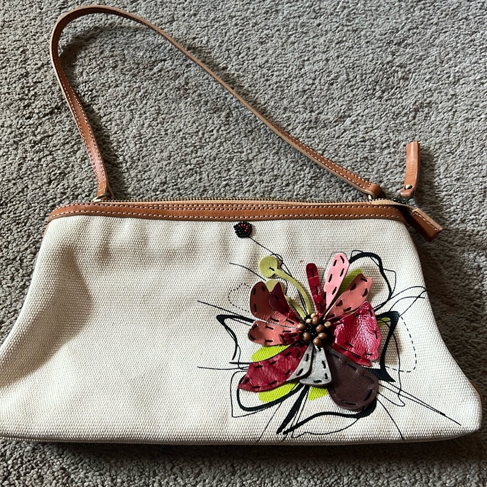 No name vintage style bag with flower